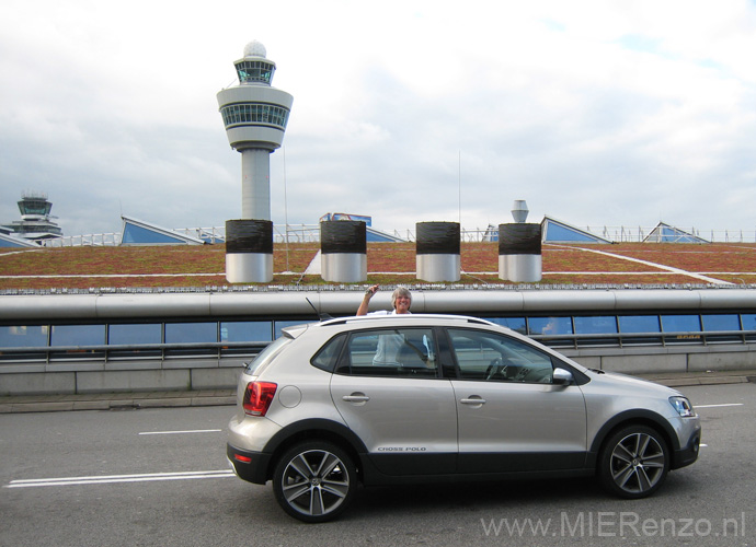 20120917152650 (Mier) - Ma en mijn nieuwe auto