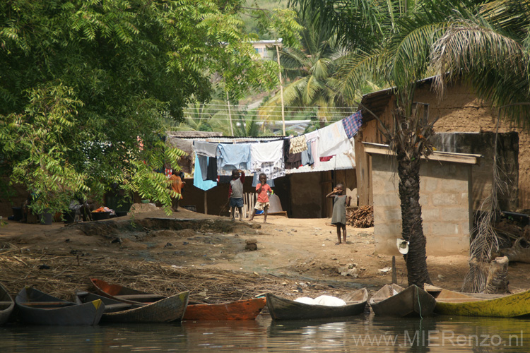 20091108102243 Ghana - Voltarivier