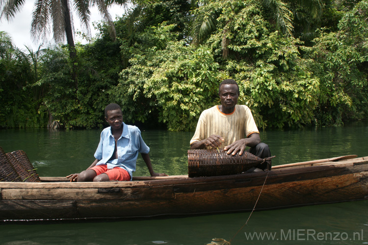 20091108111436 Ghana - Voltarivier