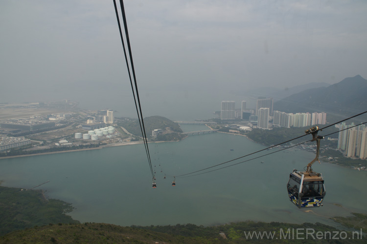 20110328145814 -  Hongkong - Stoer kabelbaantje!