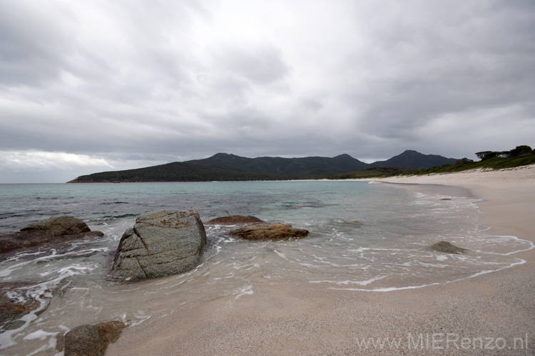 20110403150432 Strand Wineglass Bay