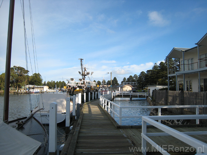 20110411163710  Great Ocean Road - 