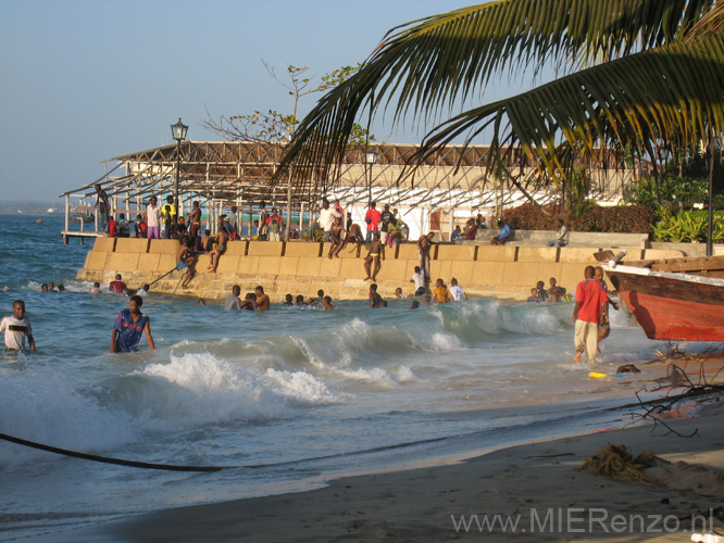 20100201174012 TanZanM - Stonetown