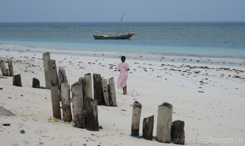 20100203102507 TanZanM - Zanzibar - Nungwi