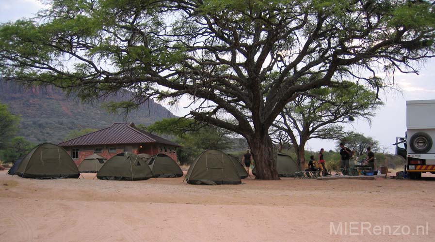 20060915 A (15) Namibië - campsite bij Waterbergplateau