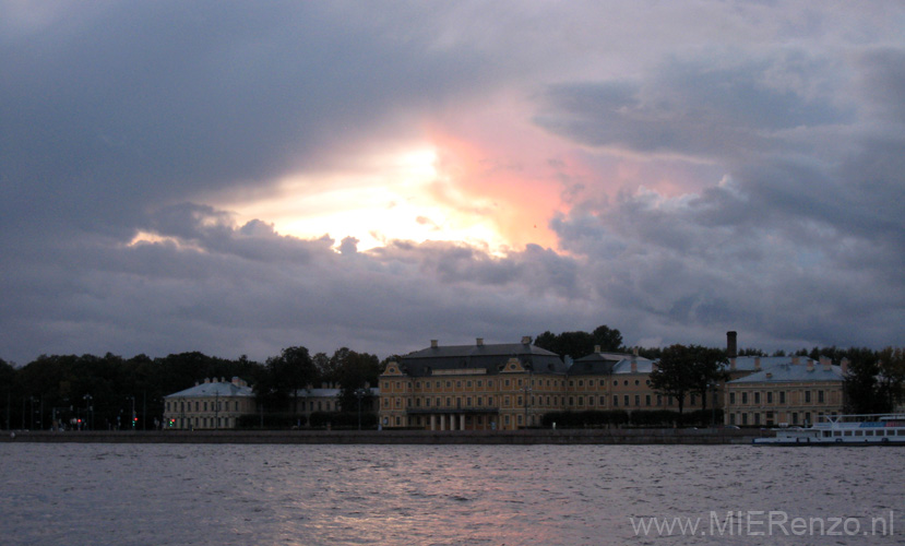 20110923180413  - Sint Petersburg - rondvaart