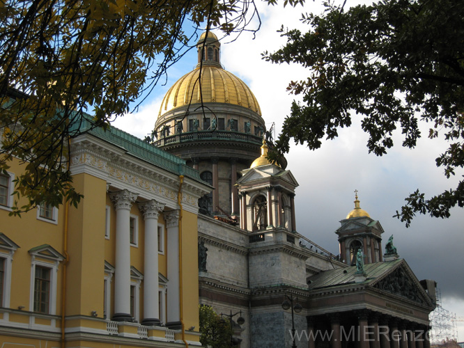 20110924083850  - Sint Petersburg - Izaäkkathedraal