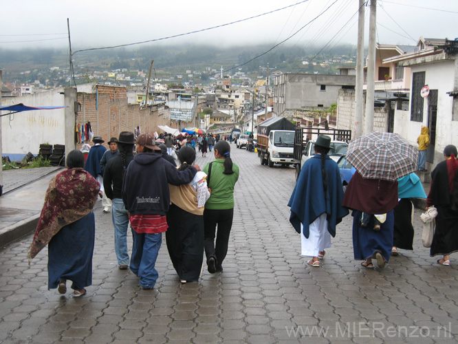 20080517 A (34) Markt Otavalo