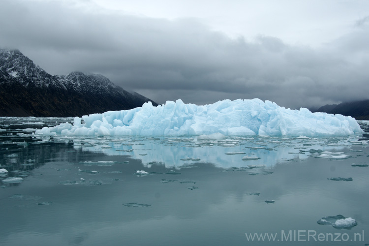 20100901142941 Spitsbergen - Kross Fjord